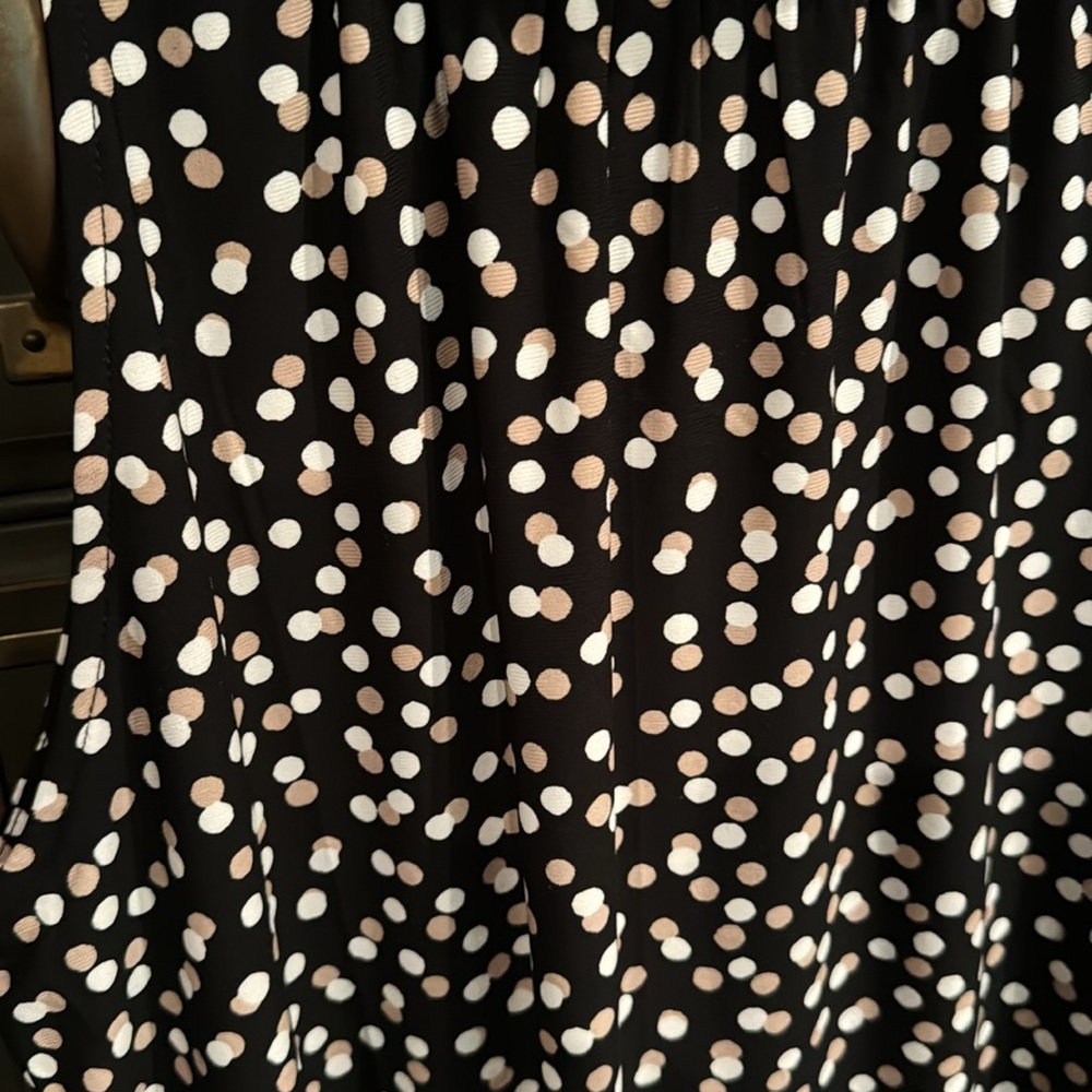 ANNE KLEIN Cutaway Tank - Picture 2 of 4